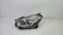 Laden Sie das Bild in den Galerie-Viewer, Frontscheinwerfer Nissan Qashqai I J10 127623984 Links Scheinwerfer Headlight SCH9262736356ta