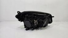 Laden Sie das Bild in den Galerie-Viewer, Frontscheinwerfer Nissan Qashqai I J10 127623984 Links Scheinwerfer Headlight SCH9262736356ta