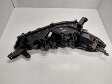 Laden Sie das Bild in den Galerie-Viewer, Frontscheinwerfer Toyota Corolla 16-184 Links Scheinwerfer Headlight SCH9264579993oh