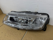 Load image into Gallery viewer, Frontscheinwerfer Audi A6 C6 4F0941029 Xenon Links Scheinwerfer Headlight SCH9265706235qs