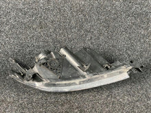 Laden Sie das Bild in den Galerie-Viewer, Frontscheinwerfer Mazda 3 Bk 216-1150L-LD-EM Links Scheinwerfer Headlight SCH9269011554zl