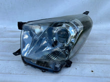 Laden Sie das Bild in den Galerie-Viewer, Frontscheinwerfer Toyota Iq 74-374-3 Links Scheinwerfer Headlight SCH9275551518ry