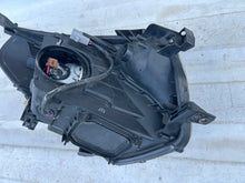 Laden Sie das Bild in den Galerie-Viewer, Frontscheinwerfer Toyota Iq 74-374-3 Links Scheinwerfer Headlight SCH9275551518ry