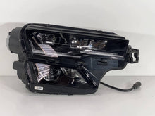 Laden Sie das Bild in den Galerie-Viewer, Frontscheinwerfer Skoda Karoq 57B941036B Rechts Scheinwerfer Headlight SCH9281931748lr