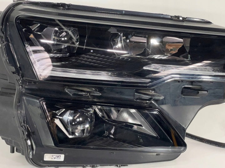 Frontscheinwerfer Skoda Karoq 57B941036B Rechts Scheinwerfer Headlight SCH9281931748lr