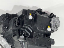 Laden Sie das Bild in den Galerie-Viewer, Frontscheinwerfer Skoda Karoq 57B941036B Rechts Scheinwerfer Headlight SCH9281931748lr