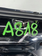 Laden Sie das Bild in den Galerie-Viewer, Frontscheinwerfer Skoda Karoq 57B941036B Rechts Scheinwerfer Headlight SCH9281931748lr