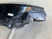 Laden Sie das Bild in den Galerie-Viewer, Frontscheinwerfer VW Id.3 10B941035 LED Links Scheinwerfer Headlight SCH9285806441ez
