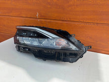 Laden Sie das Bild in den Galerie-Viewer, Frontscheinwerfer Nissan Qashqai I J12 92008001 Rechts Scheinwerfer Headlight SCH9286777040ib