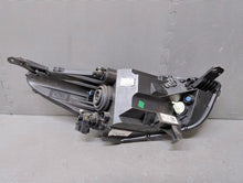 Laden Sie das Bild in den Galerie-Viewer, Frontscheinwerfer Ford G1B5-13W030-BD Links Scheinwerfer Headlight SCH9289179368il