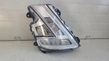 Laden Sie das Bild in den Galerie-Viewer, Frontscheinwerfer Volvo I 23752671 LED Rechts Scheinwerfer Headlight SCH9290579117ni
