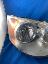 Load image into Gallery viewer, Frontscheinwerfer Dodge Grand Caravan 05113336AI Rechts Scheinwerfer Headlight SCH9293033119cq