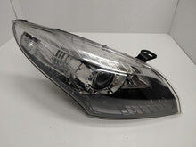 Laden Sie das Bild in den Galerie-Viewer, Frontscheinwerfer Renault Megane III 260102470R Xenon Rechts Headlight SCH9300433885ym