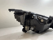 Laden Sie das Bild in den Galerie-Viewer, Frontscheinwerfer Isuzu D-Max III 100-8R007 LED Links Scheinwerfer Headlight SCH9308278635qr