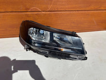 Laden Sie das Bild in den Galerie-Viewer, Frontscheinwerfer Peugeot Expert 9847197880 Rechts Scheinwerfer Headlight SCH9313398048rj