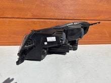 Laden Sie das Bild in den Galerie-Viewer, Frontscheinwerfer Peugeot Expert 9847197880 Rechts Scheinwerfer Headlight SCH9313398048rj