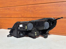 Laden Sie das Bild in den Galerie-Viewer, Frontscheinwerfer Peugeot Expert 9847197880 Rechts Scheinwerfer Headlight SCH9313398048rj