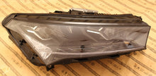 Laden Sie das Bild in den Galerie-Viewer, Frontscheinwerfer Skoda Enyaq IV 5LB941016 LED Rechts Scheinwerfer Headlight SCH9315739651aq