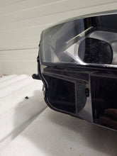 Laden Sie das Bild in den Galerie-Viewer, Frontscheinwerfer Citroën I 9841272780 Ein Satz Scheinwerfer Headlight SCH9319264550ft