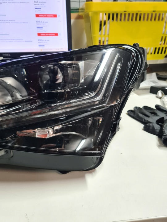 Frontscheinwerfer Skoda Superb 3V1941015E LED Links Scheinwerfer Headlight SCH9329196447ry