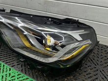Load image into Gallery viewer, Frontscheinwerfer BMW 2 G42 5A320F3-08 5A320F4-08 Ein Satz Headlight SCH9329855791jo