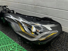 Load image into Gallery viewer, Frontscheinwerfer BMW 2 G42 5A320F3-08 5A320F4-08 Ein Satz Headlight SCH9329855791jo