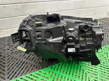 Load image into Gallery viewer, Frontscheinwerfer BMW 2 G42 5A320F3-08 5A320F4-08 Ein Satz Headlight SCH9329855791jo