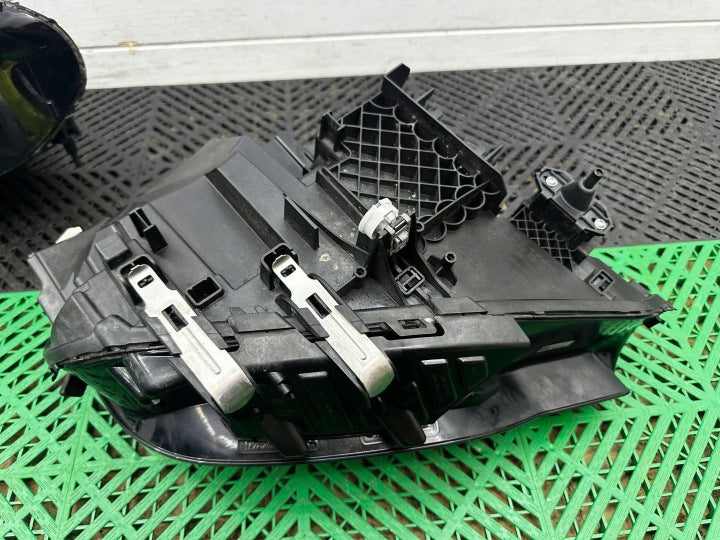 Frontscheinwerfer BMW 2 G42 5A320F3-08 5A320F4-08 Ein Satz Headlight SCH9329855791jo