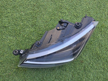 Laden Sie das Bild in den Galerie-Viewer, Frontscheinwerfer Seat Ibiza 6F1941007A Links Scheinwerfer Headlight SCH9330525806ix