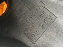 Laden Sie das Bild in den Galerie-Viewer, Frontscheinwerfer Toyota 35-127 Links Scheinwerfer Headlight SCH9333839931df
