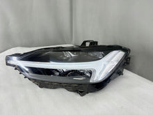 Laden Sie das Bild in den Galerie-Viewer, Frontscheinwerfer Volvo Xc60 II 32404705 LED Links Scheinwerfer Headlight SCH9334854330dv