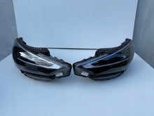 Laden Sie das Bild in den Galerie-Viewer, Frontscheinwerfer Hyundai I30 92101G4600 Ein Stück (Rechts oder Links) Headlight SCH9335712701sq