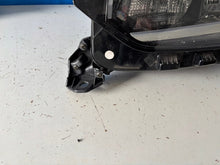 Laden Sie das Bild in den Galerie-Viewer, Frontscheinwerfer Opel Corsa F 9829465580 Links Scheinwerfer Headlight SCH9335742185cf