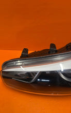 Laden Sie das Bild in den Galerie-Viewer, Frontscheinwerfer Kia Ceed 92101-A2010 LED Links Scheinwerfer Headlight SCH9338165354eo