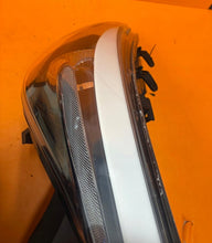 Laden Sie das Bild in den Galerie-Viewer, Frontscheinwerfer Kia Ceed 92101-A2010 LED Links Scheinwerfer Headlight SCH9338165354eo