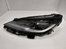 Laden Sie das Bild in den Galerie-Viewer, Frontscheinwerfer Tesla Model 3 1760888-00-E Links Scheinwerfer Headlight SCH9344322575ol