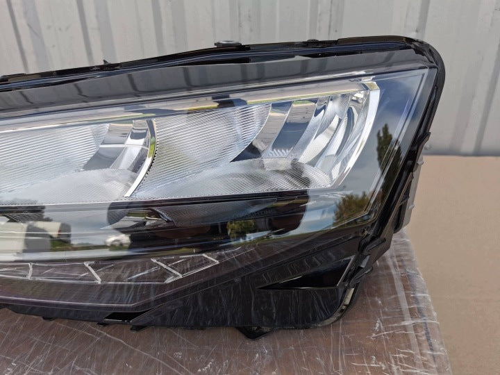 Frontscheinwerfer Skoda Scala 655941015 Links Scheinwerfer Headlight SCH9345033037qb