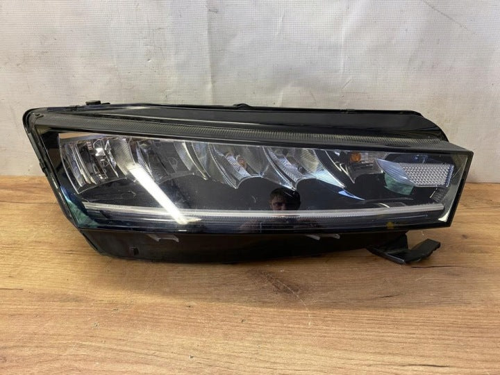Frontscheinwerfer Skoda Octavia IV 5E8941016 Rechts Scheinwerfer Headlight SCH9355420904fj