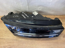 Laden Sie das Bild in den Galerie-Viewer, Frontscheinwerfer Skoda Octavia IV 5E8941016 Rechts Scheinwerfer Headlight SCH9355420904fj