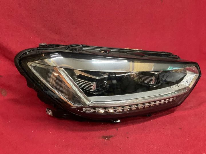 Frontscheinwerfer VW Touran 5TB941082A LED Rechts Scheinwerfer Headlight SCH9356267379ja