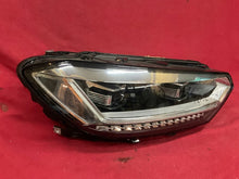 Laden Sie das Bild in den Galerie-Viewer, Frontscheinwerfer VW Touran 5TB941082A LED Rechts Scheinwerfer Headlight SCH9356267379ja