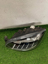 Laden Sie das Bild in den Galerie-Viewer, Frontscheinwerfer Skoda Citigo 1ST941005 1EL01264301 Links Headlight SCH9357368829pz