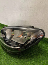 Laden Sie das Bild in den Galerie-Viewer, Frontscheinwerfer Skoda Citigo 1ST941005 1EL01264301 Links Headlight SCH9357368829pz