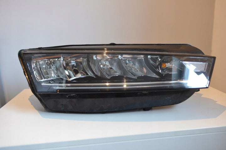 Frontscheinwerfer Skoda Octavia I LE18A6418 5E4941016 Rechts Headlight SCH9365620874wt