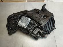 Laden Sie das Bild in den Galerie-Viewer, Frontscheinwerfer Audi Q3 83A941033 LED Links Scheinwerfer Headlight SCH9373264477df