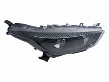 Load image into Gallery viewer, Frontscheinwerfer Toyota Yaris 0004142 Rechts Scheinwerfer Headlight SCH9376550769fs