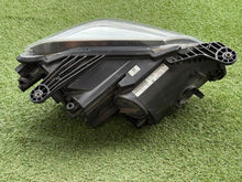 Load image into Gallery viewer, Frontscheinwerfer Mercedes-Benz Slk A1728200759 Links Scheinwerfer Headlight SCH9380666907om