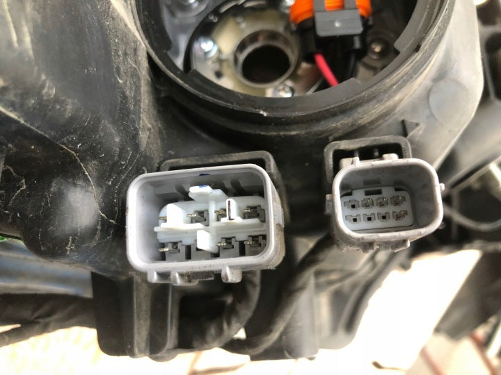 Frontscheinwerfer Mitsubishi Outlander III 4BX15830C8 Links Headlight SCH9382281012eb