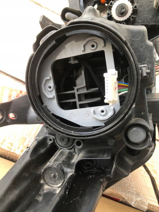 Frontscheinwerfer Mitsubishi Outlander III 4BX15830C8 Links Headlight SCH9382281012eb