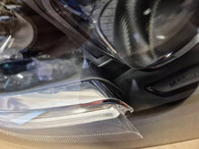 Load image into Gallery viewer, Frontscheinwerfer Mercedes-Benz Glc A2539065003 LED Rechts Headlight SCH9384492297jb